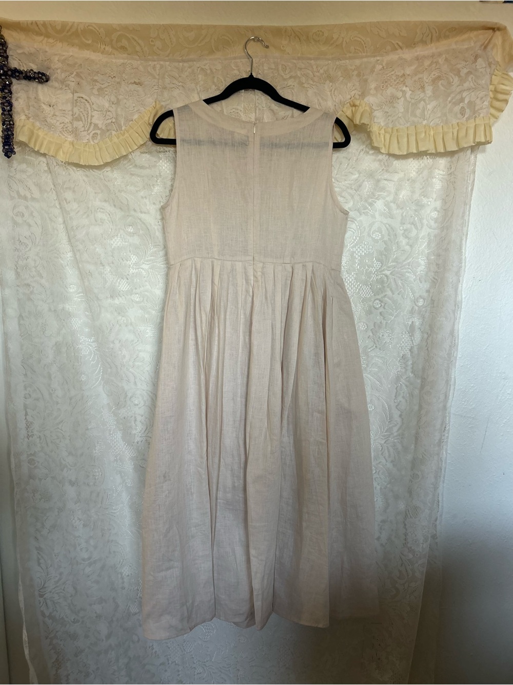 Lintico 100% Linen Sleeveless Crew Neck
Waist Pleated Midi Dress SELENE S - Picture 5 of 6